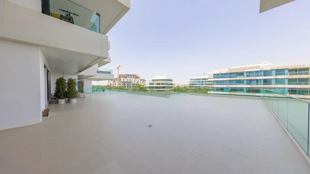 شقة فاخرة واسعة بغرفة نوم واحدة للإيجار في البراري، دبي معرض 1