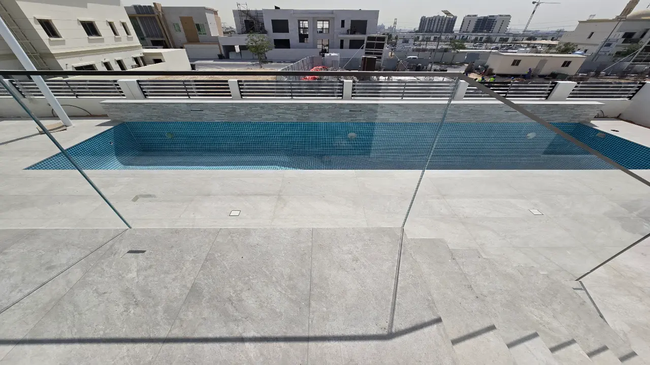 فيلا واسعة مُصممة خصيصًا من 6 غرف نوم للإيجار في الفرجان غرب، دبي معرض 11