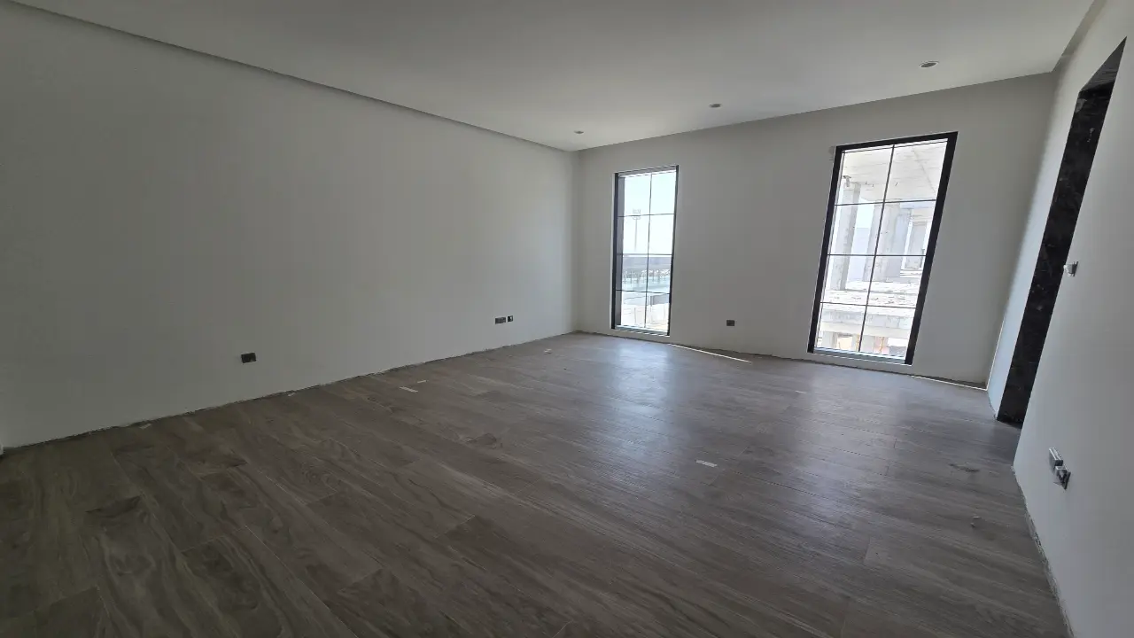 فيلا واسعة مُصممة خصيصًا من 6 غرف نوم للإيجار في الفرجان غرب، دبي معرض 8