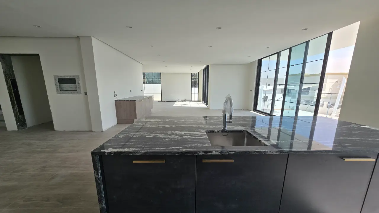 فيلا واسعة مُصممة خصيصًا من 6 غرف نوم للإيجار في الفرجان غرب، دبي معرض 1