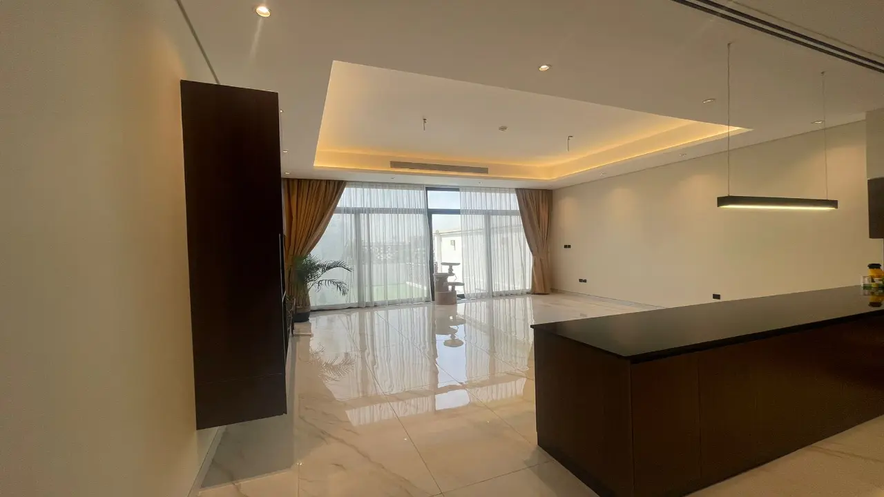 وحدة زاوية فيلا فاخرة مكونة من 3 غرف نوم للإيجار في الفرجان غرب معرض 2