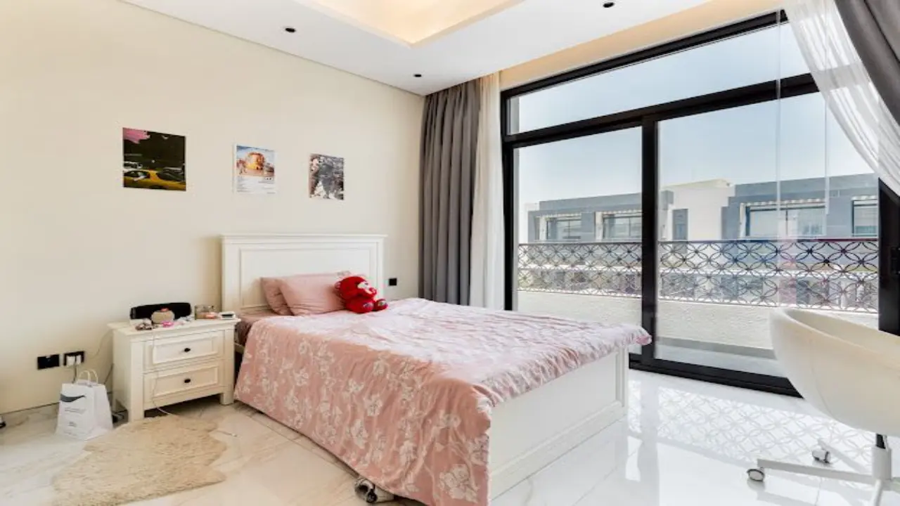 وحدة زاوية فيلا فاخرة مكونة من 3 غرف نوم للإيجار في الفرجان غرب معرض 8