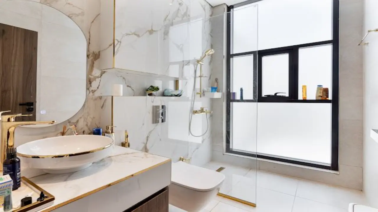 وحدة زاوية فيلا فاخرة مكونة من 3 غرف نوم للإيجار في الفرجان غرب معرض 6