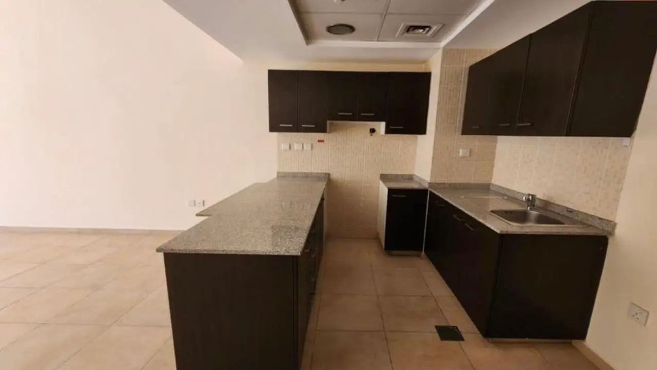Spacious 1-Bedroom Apartment for Rent in Al Thamam 18, Remraam, Dubai gallery 8