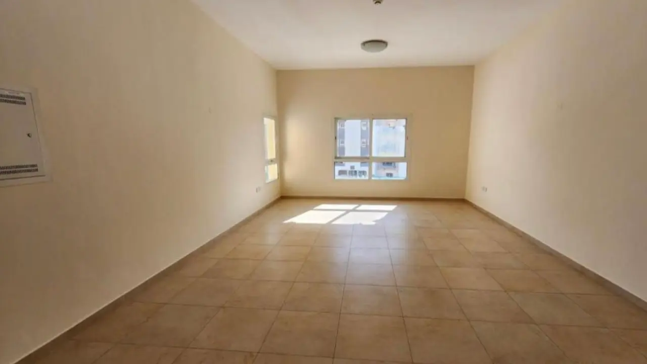 Spacious 1-Bedroom Apartment for Rent in Al Thamam 18, Remraam, Dubai gallery 7