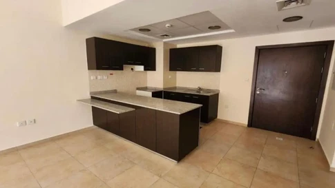 Spacious 1-Bedroom Apartment for Rent in Al Thamam 18, Remraam, Dubai gallery 6