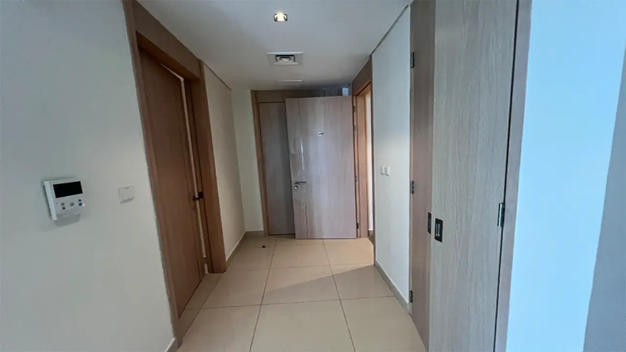 Просторная 3-комнатная квартира с видом на море в аренду в Al Yazia Plaza, проект Deira Enrichment галерея 2