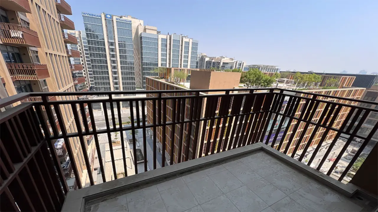 شقة جاهزة للسكن بغرفة نوم واحدة للإيجار في اليازية بلازا، مشروع إثراء ديرة معرض 11