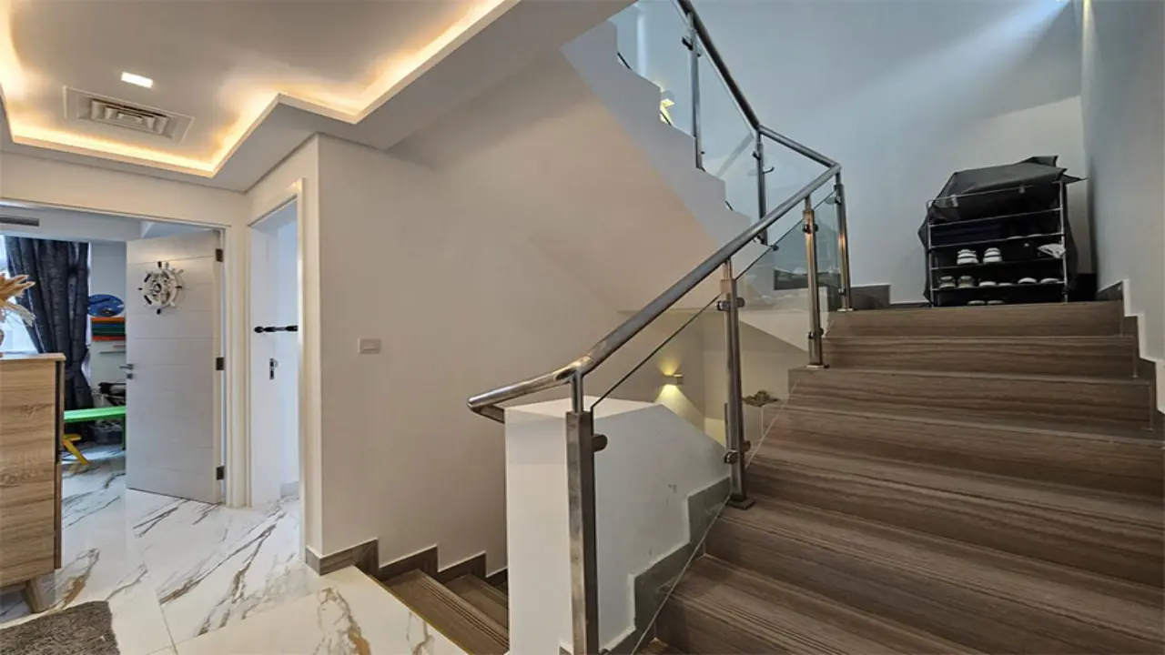 Угловой таунхаус с 3 спальнями и улучшенной планировкой на продажу в Avencia, Damac Hills 2 галерея 11