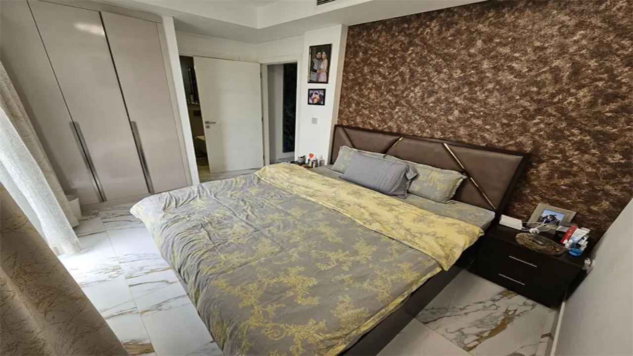 Угловой таунхаус с 3 спальнями и улучшенной планировкой на продажу в Avencia, Damac Hills 2 галерея 6