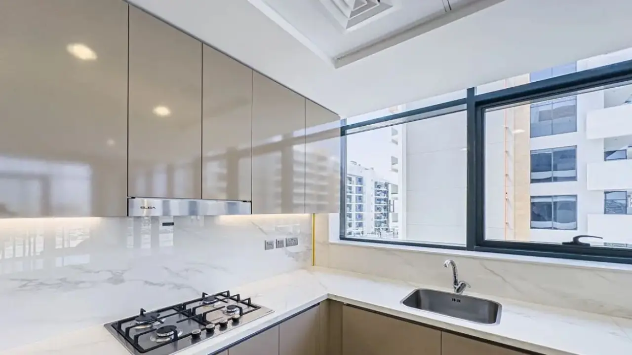 Современные апартаменты с 1 спальней на продажу в Azizi Riviera 17, Meydan One, Дубай галерея 5