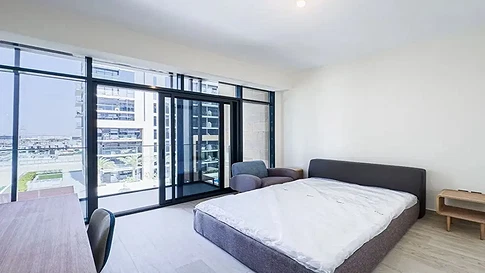 Modern 2-Bedroom Apartment for Sale in Azizi Riviera 67, Meydan gallery 3
