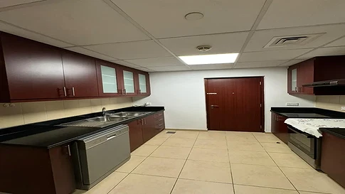 Full Marina View 1-Bedroom Furnished Apartment for Rent in Bahar 1, JBR gallery 4