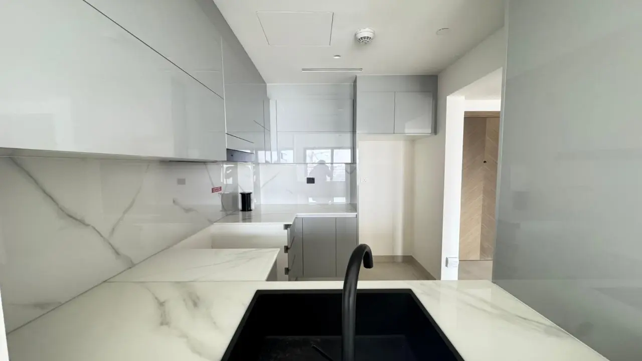 شقة ذكية بغرفة نوم واحدة مطلة على الخور للإيجار في بن غاطي كريك، الجداف معرض 11