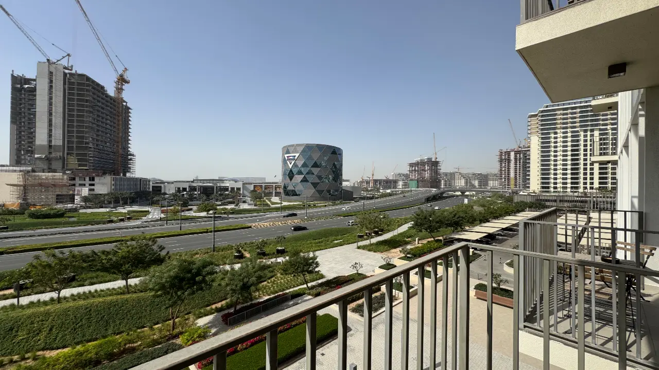 Spacious 2-Bedroom Modern Apartment for Rent in Collective Tower 1, Dubai Hills gallery 5