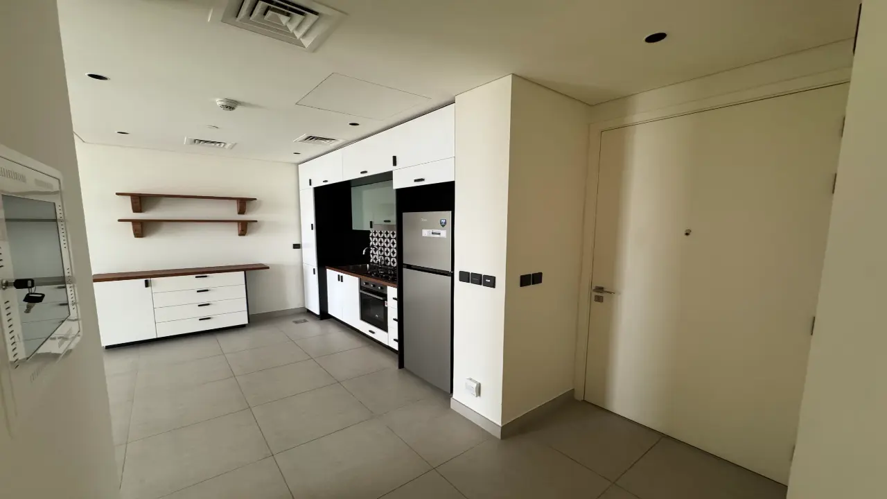 Spacious 2-Bedroom Modern Apartment for Rent in Collective Tower 1, Dubai Hills gallery 6