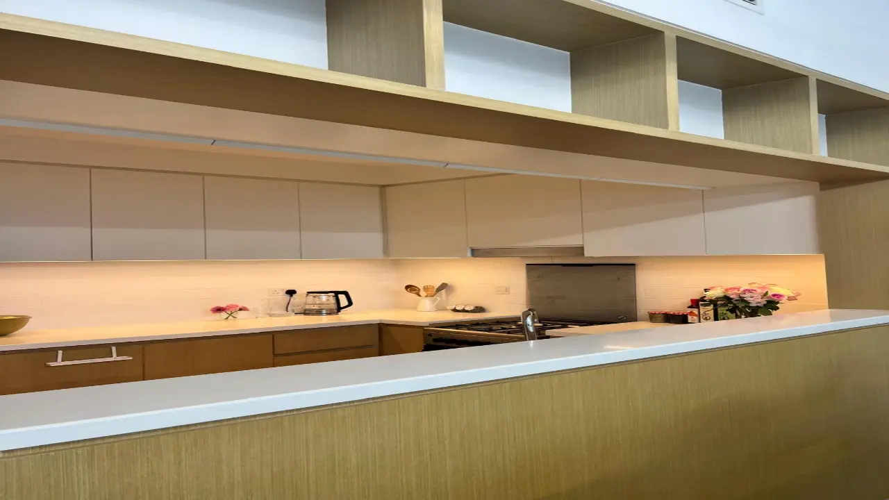 شقة مفروشة بالكامل بغرفتي نوم مطلة على البحر للبيع في كريك رايز 2، ميناء خور دبي معرض 9