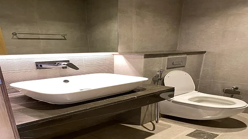 Spacious 1-Bedroom Vacant Apartment for Sale in Divine Residences, Arjan gallery 3