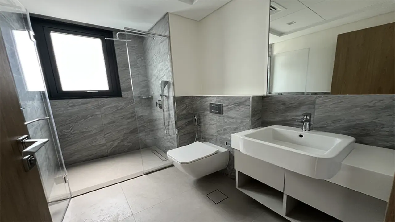 فيلا جديدة للإيجار في الفرجان شرق، دبي، مكونة من 5 غرف نوم. معرض 6