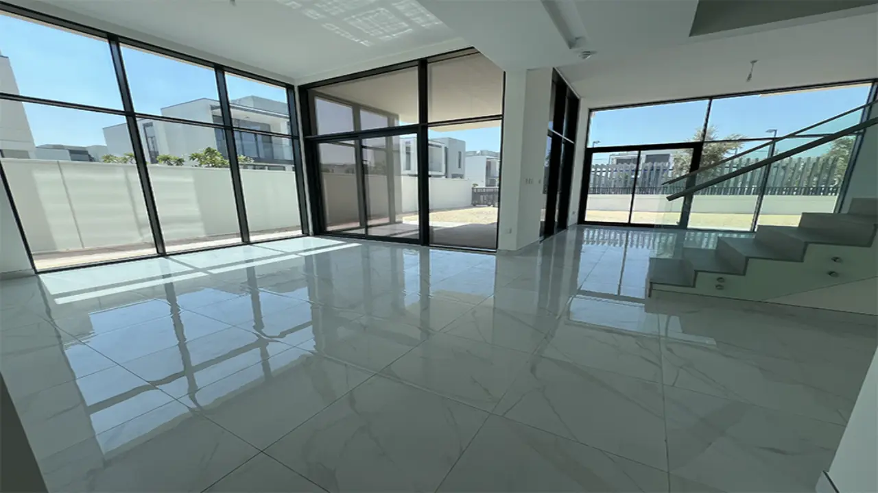 فيلا جديدة للإيجار في الفرجان شرق، دبي، مكونة من 5 غرف نوم. معرض 5