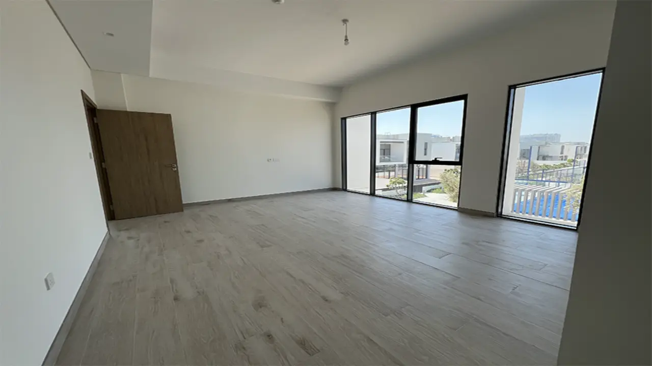 فيلا جديدة للإيجار في الفرجان شرق، دبي، مكونة من 5 غرف نوم. معرض 12