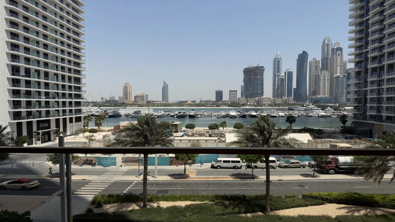 شقة مفروشة بالكامل بغرفة نوم واحدة للبيع في برج جراند بلو 1، إعمار بيتشفرونت معرض 7