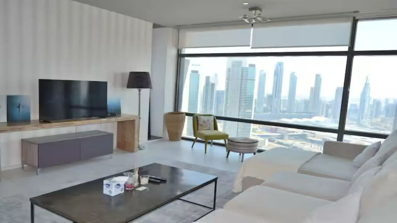 High Floor Fully Furnished 1-Bedroom Apartment for Rent gallery 5