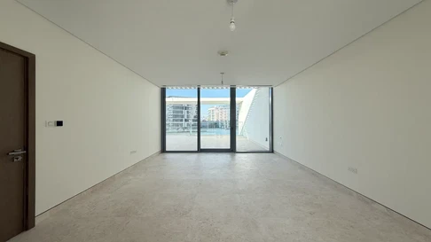 Spacious 4-Bedroom Luxury Townhouse for Sale in Lagoon Views, District One, MBR City gallery 1