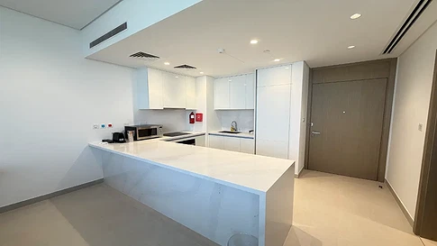 Skyline View 1-Bedroom Furnished Apartment for Sale in Lagoon Views, District One, MBR City gallery 3