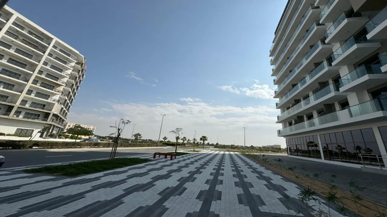 Fully Furnished 1-Bedroom Brand New Apartment for Sale in Laya Heights, Dubai Studio City gallery 3