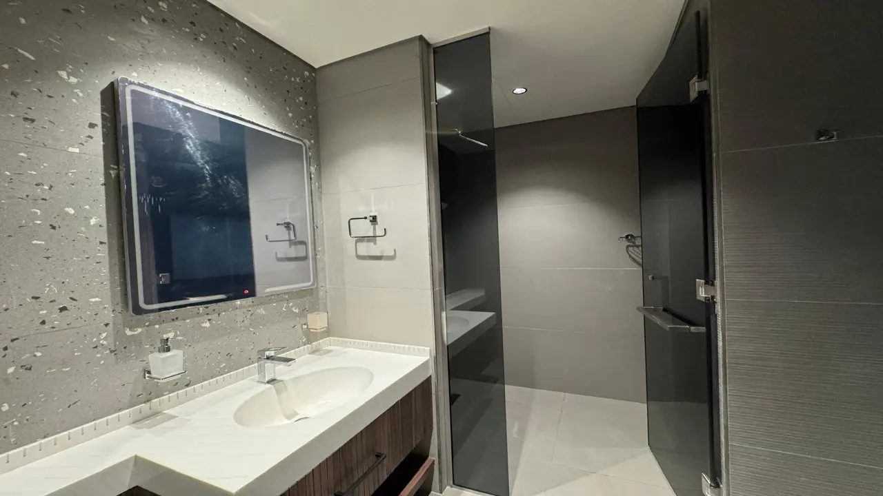 شقة جديدة للإيجار بغرفة نوم واحدة مطلة على البحيرة في إم بي إل رويال، أبراج بحيرات جميرا، المجموعة K معرض 8