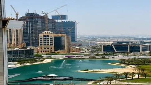 Spacious 2-Bedroom Apartment for Sale in Marina Arcade Tower, Dubai Marina gallery 3