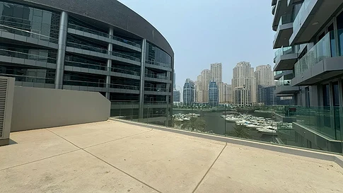 Готовые к заселению апартаменты-дуплекс с 3 спальнями на продажу в Marina Star, Dubai Marina галерея 1