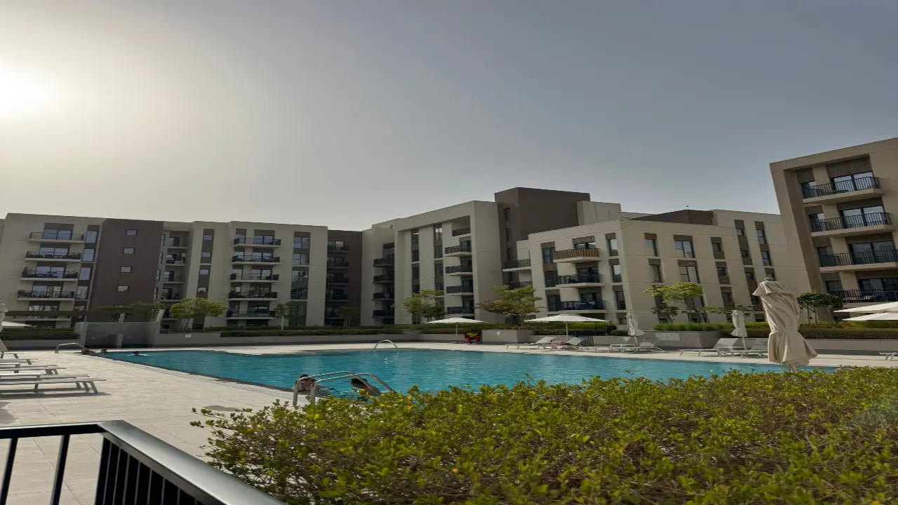 Современные апартаменты с 4 спальнями на берегу моря в жилом комплексе Naseem Residences, остров Марьям, Шарджа галерея 1