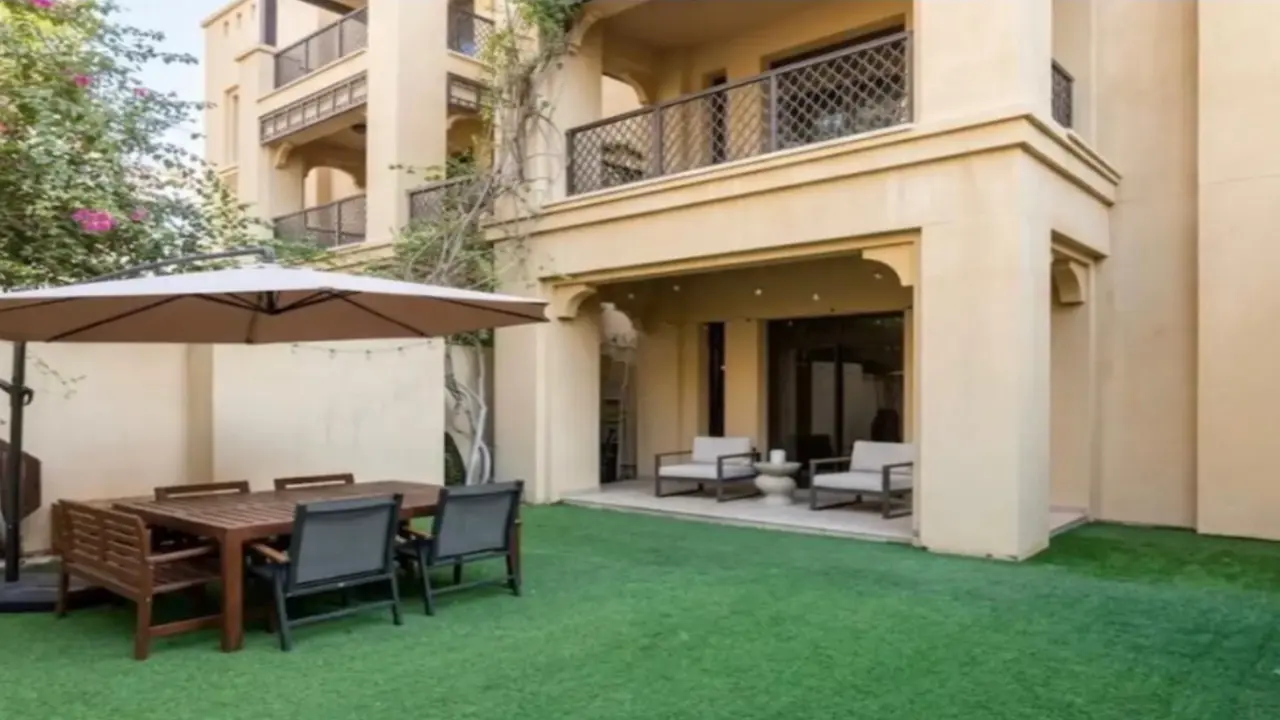 Burj Khalifa View 1-Bedroom Apartment for Rent in Reehan 5, Old Town, Downtown Dubai gallery 7