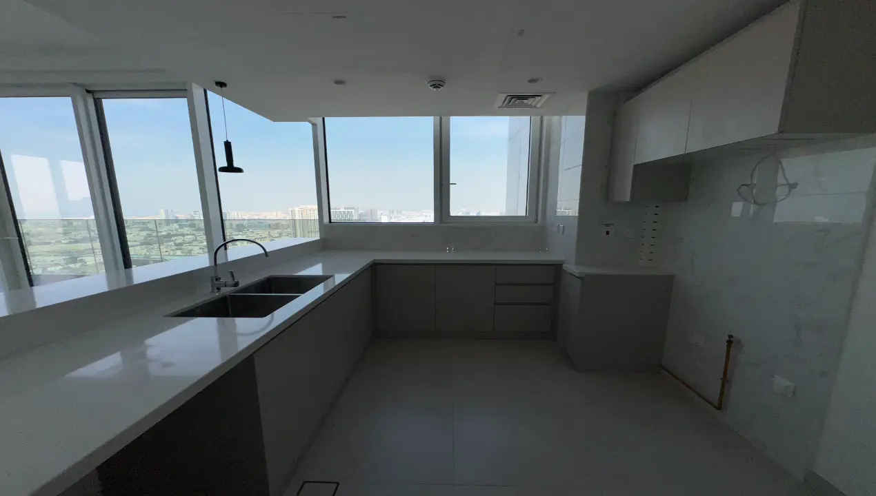 High Floor 3-Bedroom Apartment for Sale in 1 Residences Building 2, Bur Dubai gallery 8