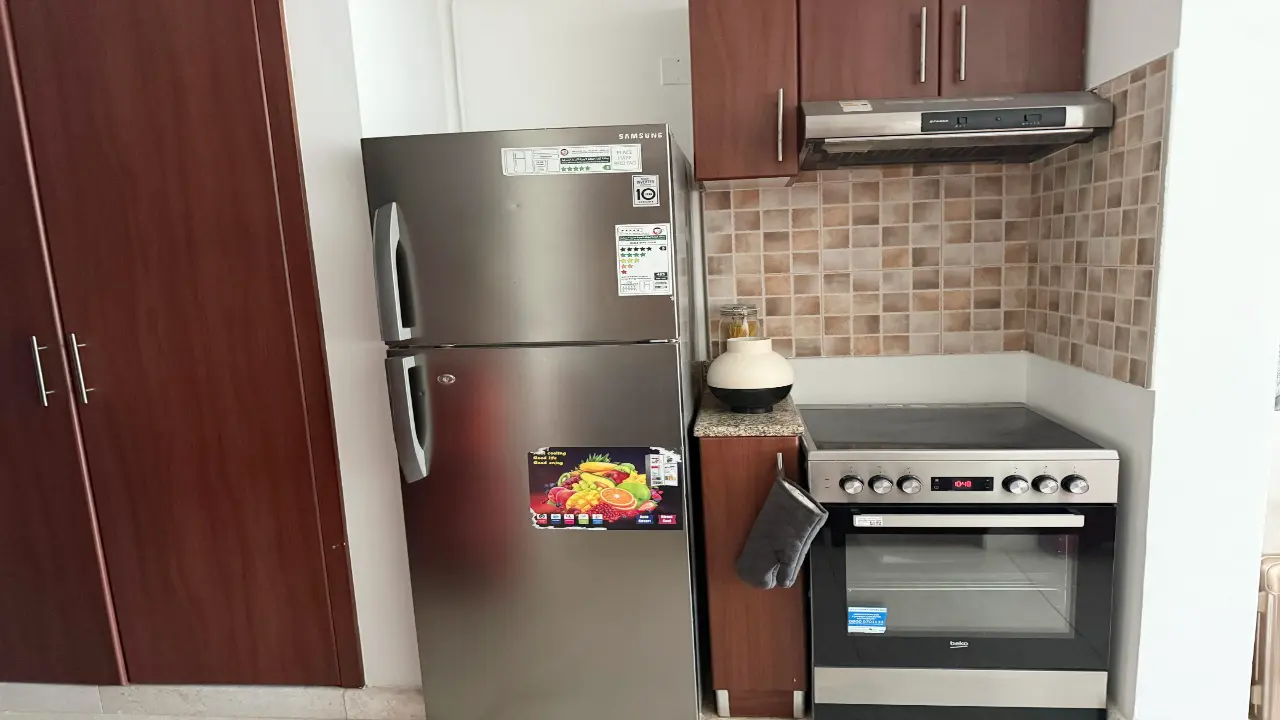 Fully Furnished and Spacious Studio Apartment for Rent in Safeer Tower 2, Business Bay gallery 7
