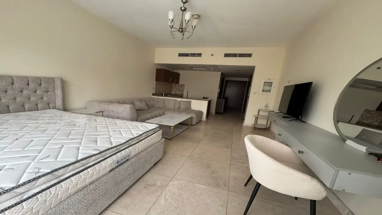 Студия с видом на Бурдж-Халифа в аренду в Safeer Tower 2, Business Bay галерея 2