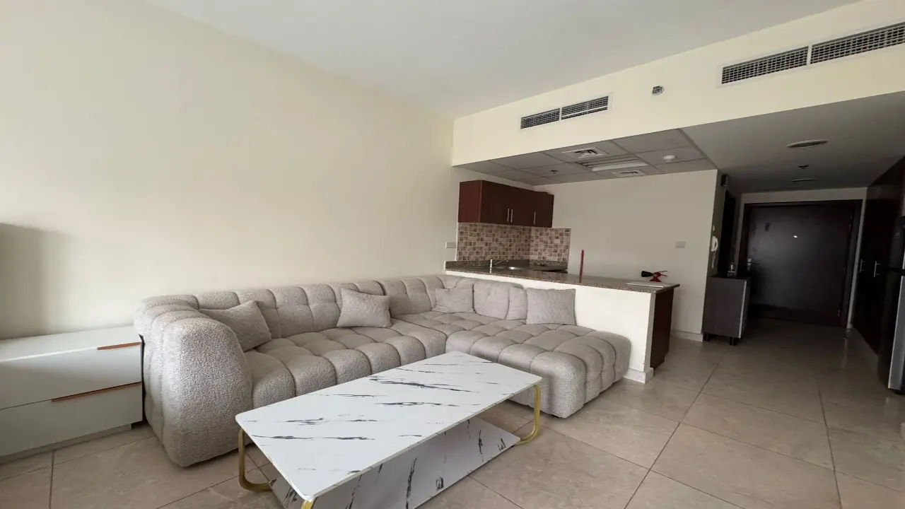 Студия с видом на Бурдж-Халифа в аренду в Safeer Tower 2, Business Bay галерея 4