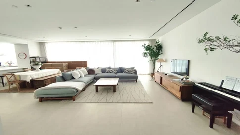 Spacious 2-Bedroom Modern Apartment for Rent in Seventh Heaven, Al Barari gallery 9