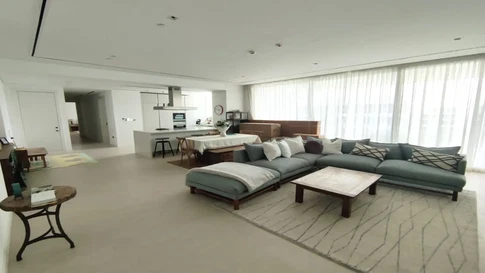 Spacious 2-Bedroom Modern Apartment for Rent in Seventh Heaven, Al Barari gallery 5