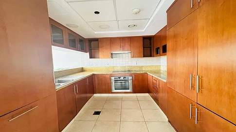 Golf Views 2-Bedroom Spacious Apartment for Rent in The Fairways East, The Views gallery 5