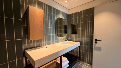 Furnished 1-Bedroom Burj Khalifa View Apartment for Rent in Upside, Business Bay gallery 2