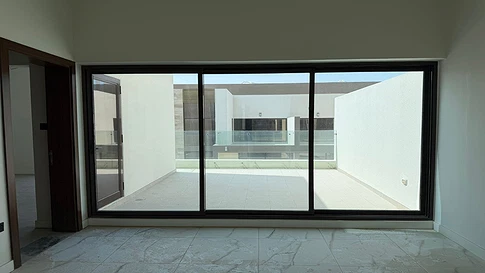 Luxury 3-Bedroom Townhouse for Rent in Elie Saab Vie at the Fields, District 11, MBR City gallery 12
