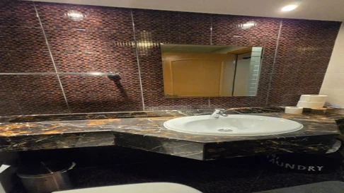 Сдается в аренду студия на высоком этаже в здании Zumurud Tower, Dubai Marina, с возможностью охлаждения. галерея 2