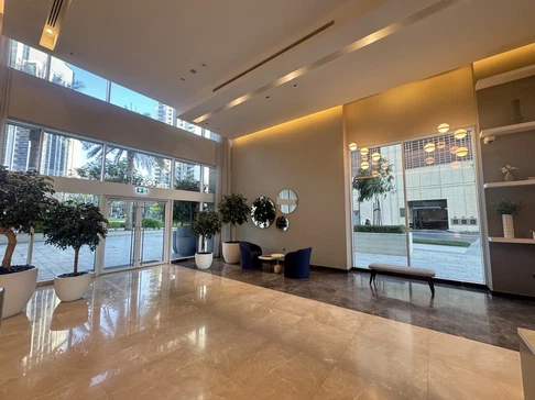 Luxury 1-Bedroom Apartment for Rent in Creek Horizon Tower 1, Dubai Creek Harbour gallery 2