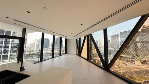 Panoramic Views 2-Bedroom Stylish Apartment for Sale in Marquise Square, Business Bay gallery 3