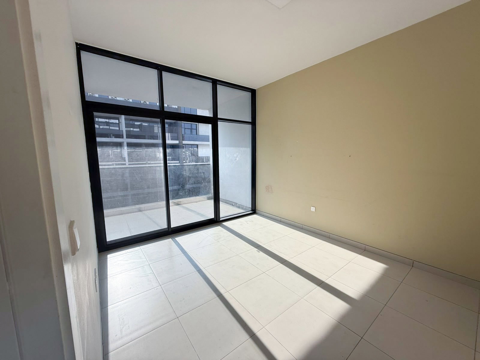1-Bedroom Apartment for Sale in Ayat Park View, Liwan