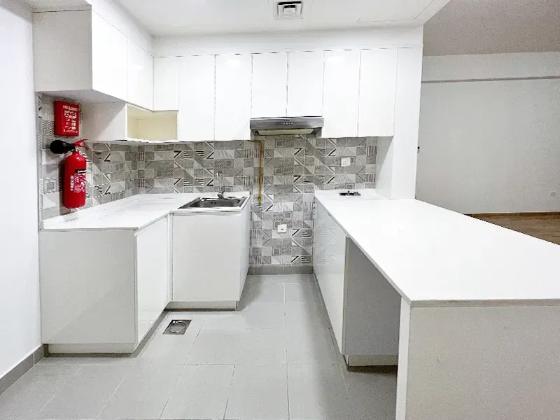 Здание в престижном районе на продажу в International City, Дубай галерея 9