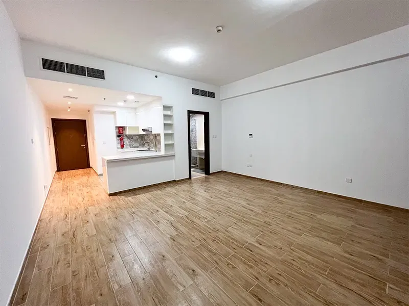 Здание в престижном районе на продажу в International City, Дубай галерея 7